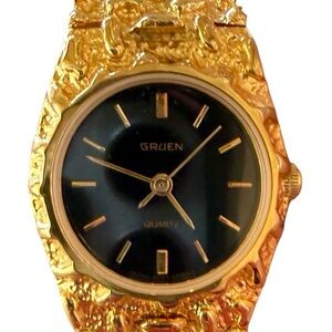 Vintage Gruen Quartz Gold Tone Textured Bracelet Watch Black Dial 6.5”